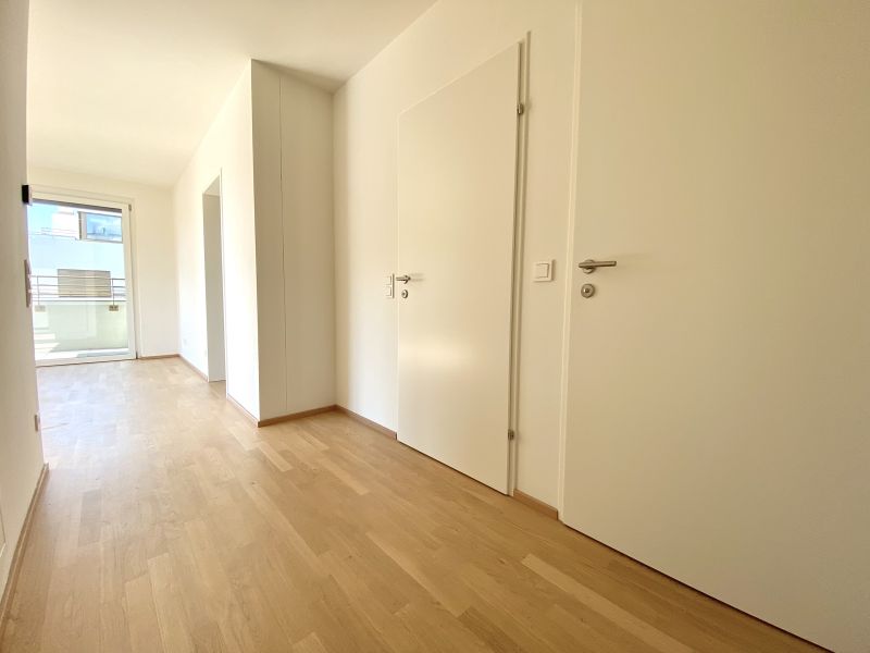 AB JUNI: Innenhof gerichtete, provisionsfreie 2-Zimmer-Wohnung mit Balkon direkt bei U6 Handelskai! /  / 1200 Wien / Bild 1