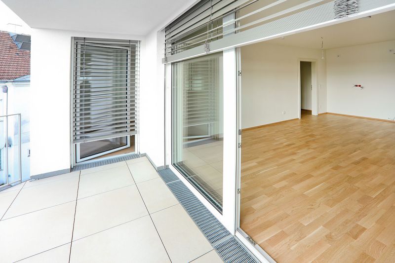 Komfortabel wohnen: 2-Zimmer-Wohnung mit privater Terrasse IN OBERLAA NÄHE U1 NEULAA