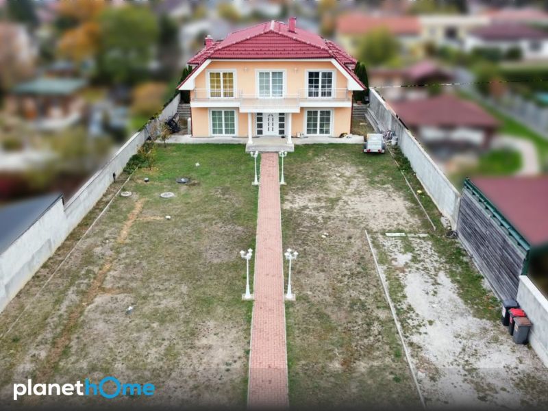 Luxuri�ses Einfamilienhaus mit viel Platz zum Wohnen /  / 2603&nbsp;Felixdorf / Bild 3