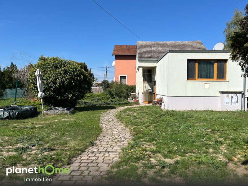 Charmantes, sonniges Grundstck mit Ferienhaus im Ortsteil Fhrenhain in Gerasdorf bei Wien /  / 2201 Gerasdorf bei Wien / Bild 2