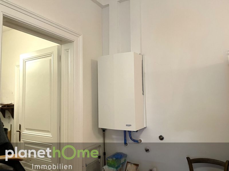 Gepflegte, klassische Altbauwohnung mit Balkon und Wohnrecht /  / 1180 Wien / Bild 7