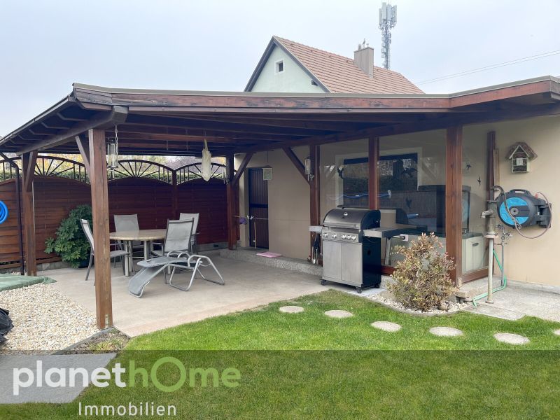 Guter Zustand, Doppelgarage, Solarpanele, Pool /  / 3100 St. Plten / Bild 1