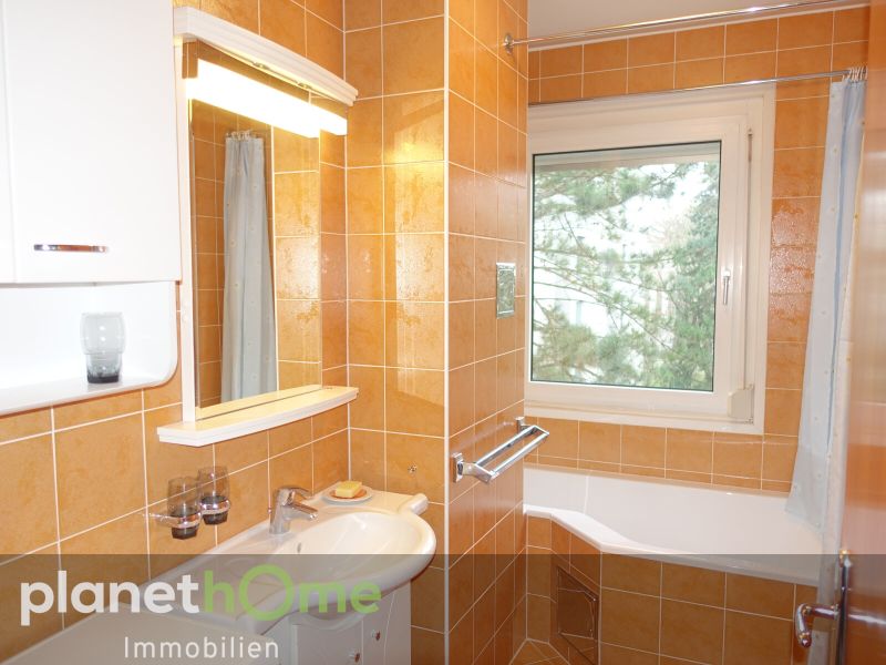 Gepflegte Wohnung mit Balkon und Autoabstellplatz /  / 1140 Wien / Bild 4