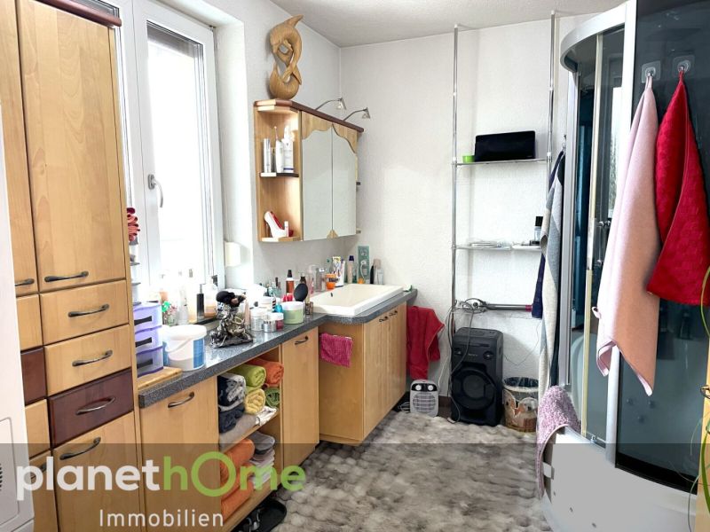 Gepflegtes Eigenheim mit groer Terrasse und Garage /  / 3943 Schrems / Bild 8