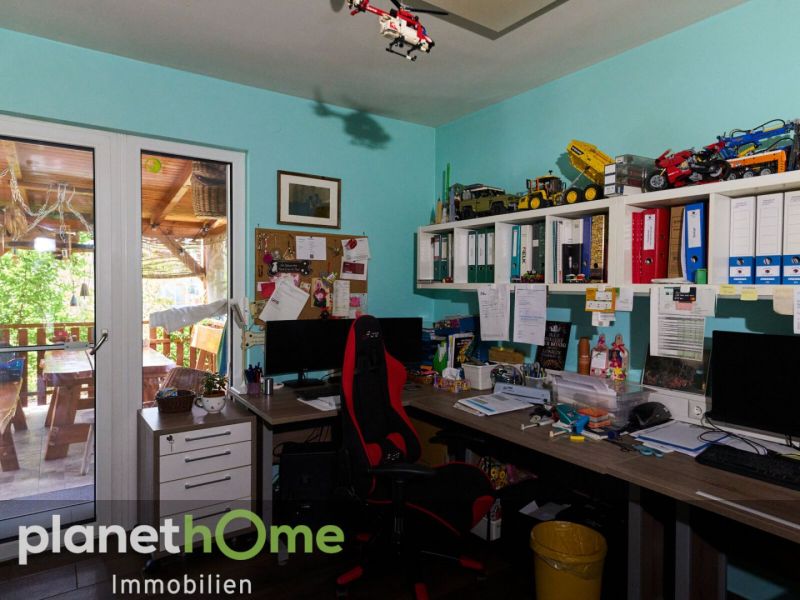 Ihr Einfamilienhaus: 5 Zimmer/ 2 Bder/ ca. 1.500 m Grund/ Doppelgarage/ Top Garten!  /  / 1220 Wien / Bild 6