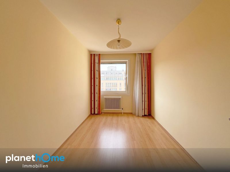 Lichtdurchflutete 3-Zimmer-Wohnung mit Loggia - hohes Stockwerk, gepflegter Zustand /  / 1100&nbsp;Wien / Bild 5