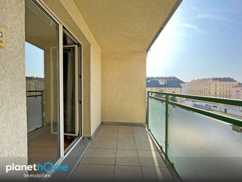 Lichtdurchflutete 3-Zimmer-Wohnung mit Loggia - hohes Stockwerk, gepflegter Zustand /  / 1100&nbsp;Wien / Bild 1