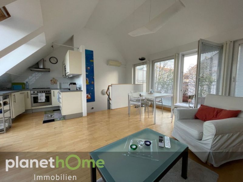 Mitten im 7.: Super-Dachwohnung mit Terrasse in Grnruhelage /  / 1070 Wien / Bild 1