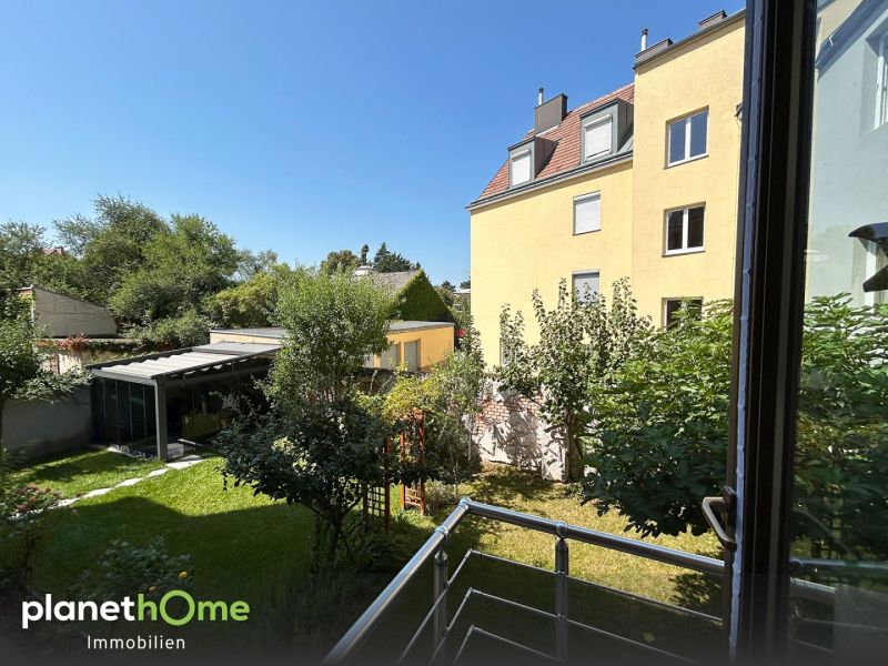 Gartenseite/verglaste Loggia/Grünblick/moderate BK