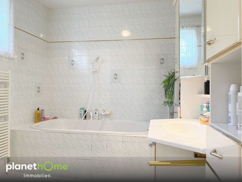 Charmantes Einfamilienhaus mit viel Platz fr Ihre Wohntrume /  / 2751 Matzendorf-Hlles / Bild 9