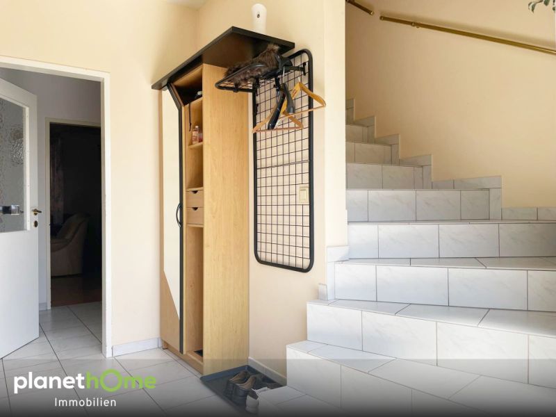 Charmantes Einfamilienhaus mit viel Platz fr Ihre Wohntrume /  / 2751 Matzendorf-Hlles / Bild 7