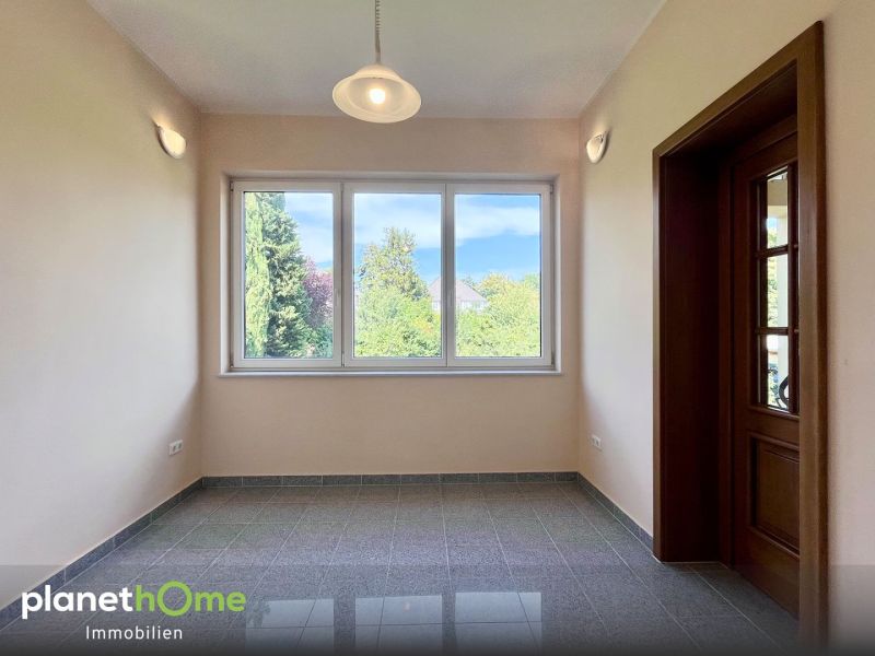 Grozgiges Haus mit Garten ? fr Familie, Generationen, Arbeit oder Vermietung
 /  / 2344 Maria Enzersdorf / Bild 6