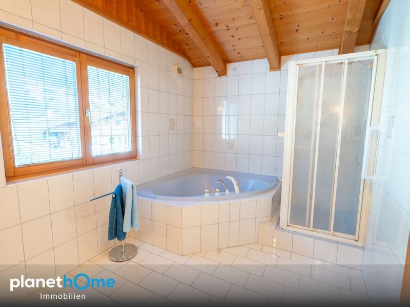 Seltenes Juwel: Gepflegtes Einfamilienaus direkt am Golfplatz mit Kitzsteinhornblick /  / 5700 Zell am See / Bild 9