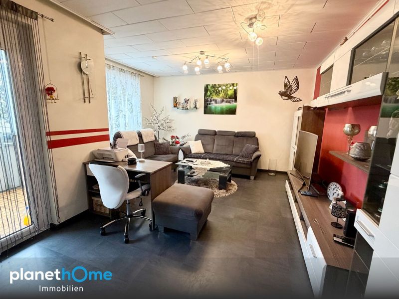 Gepflegte 4-Zimmerwohnung mit hübscher Loggia