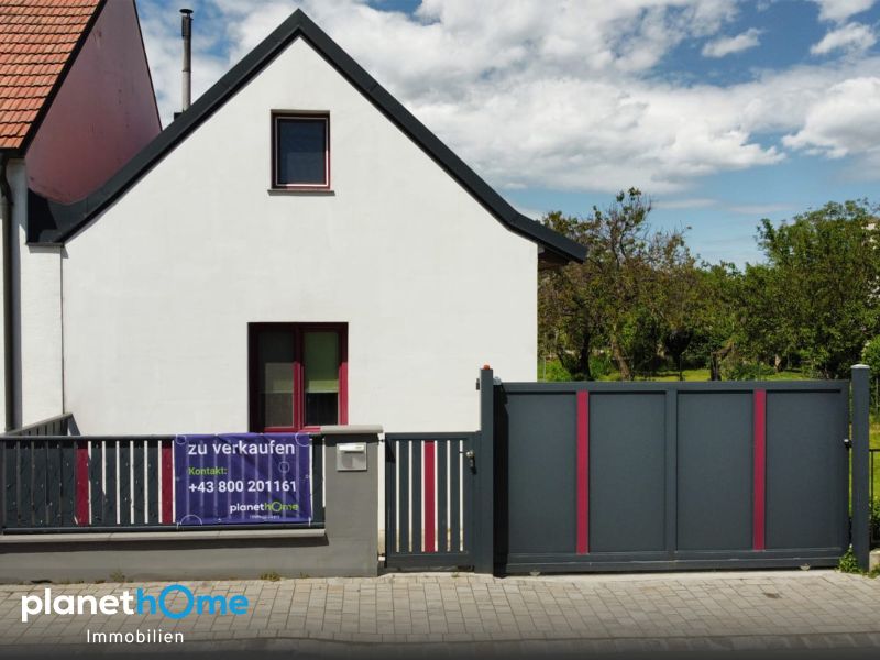 Renoviertes Einfamilienhaus mit weitläufigem Grundstück / / 2493 Lichtenwörth / Bild 2