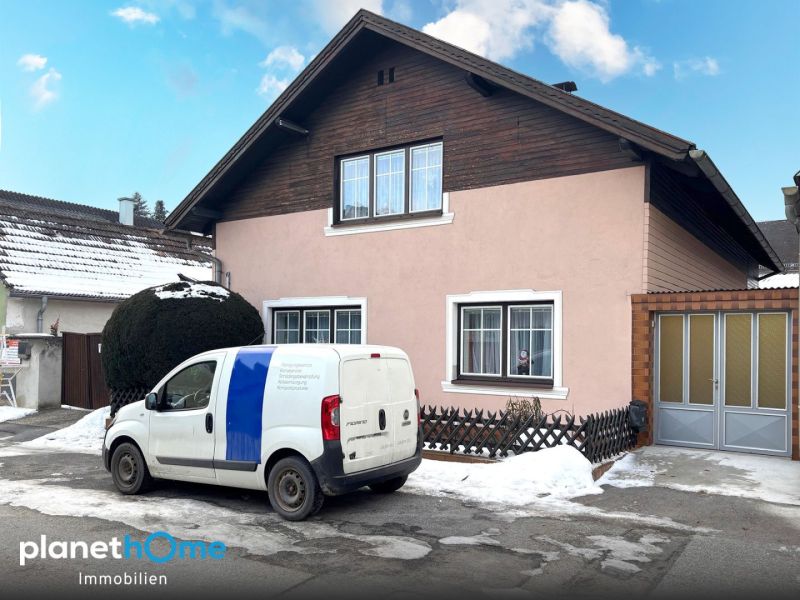 Saniertes Einfamilienhaus mit Garten und Garage im Waldviertel / / 3812 Groß-Siegharts / Bild 1