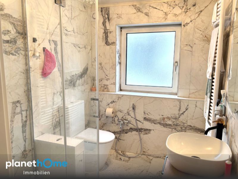 Saniertes Einfamilienhaus mit Garten und Garage im Waldviertel / / 3812 Groß-Siegharts / Bild 3