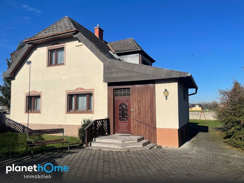 Ger�umiges Haus mit gestaltbarem Garten sucht neue Besitzer! /  / 2820&nbsp;Walpersbach / Bild 0