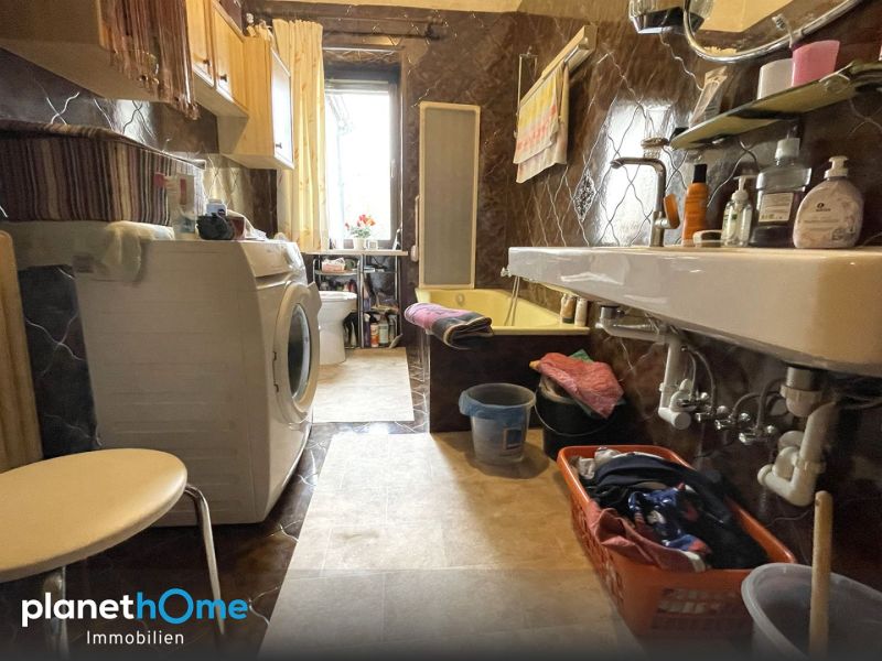 Haus mit Entwicklungspotenzial auf großzügigem Grundstück in Top Lage / / 3100 St. Pölten / Bild 8