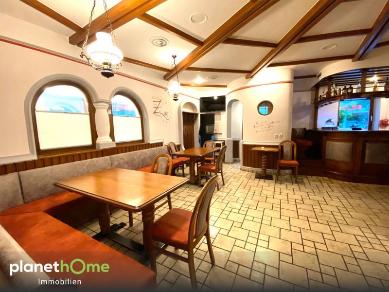 Ehemaliges Gasthaus mit drei Wohnungen und sehr viel Potenzial  /  / 3264 Gresten / Bild 2