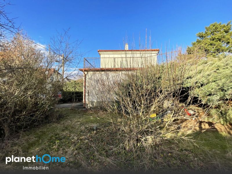 Großes, gut teilbares Baugrundstück mit Abbruchgebäude! / / 1220 Wien / Bild 1