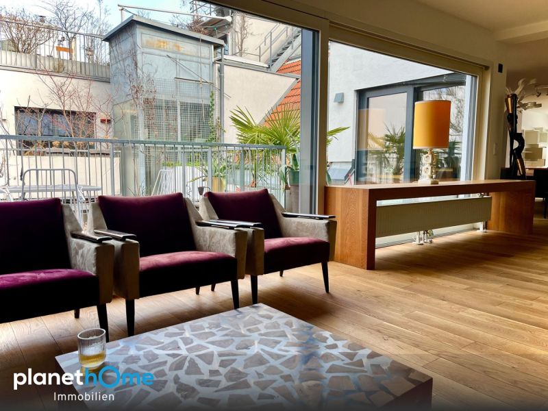 Mond�n residieren �ber den D�chern Wiens /  / 1050&nbsp;Wien / Bild 1