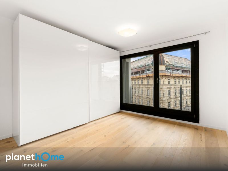 "AM HUNDSTURM" ? Lichtdurchflutetes 2-Zimmer-Loft mit gro�er Loggia &amp; Parkblick /  / 1050&nbsp;Wien / Bild 3