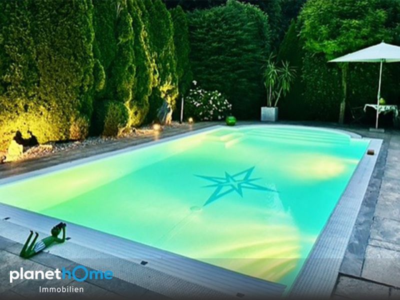 Exklusives Zuhause mit beheiztem Pool und Gartenidylle! /  / 5020&nbsp;Salzburg / Bild 2