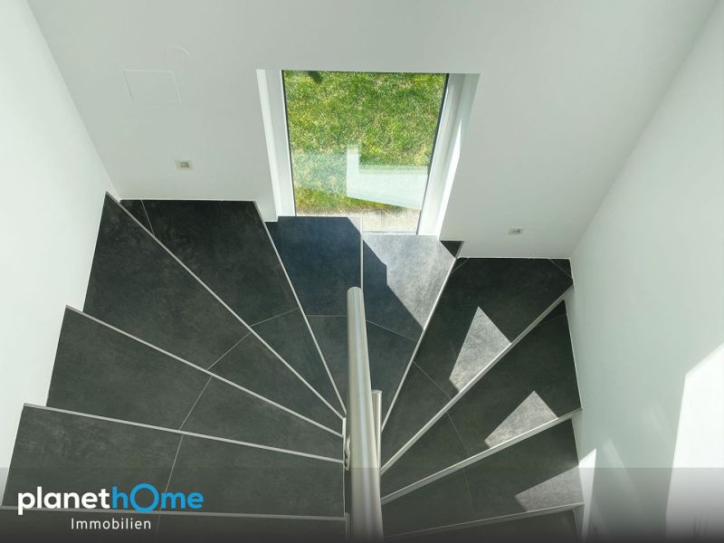 Luxuri�ses Wohnen mit Einliegerwohnung, Pool und beeindruckendem Naturflair /  / 2604&nbsp;Theresienfeld / Bild 7