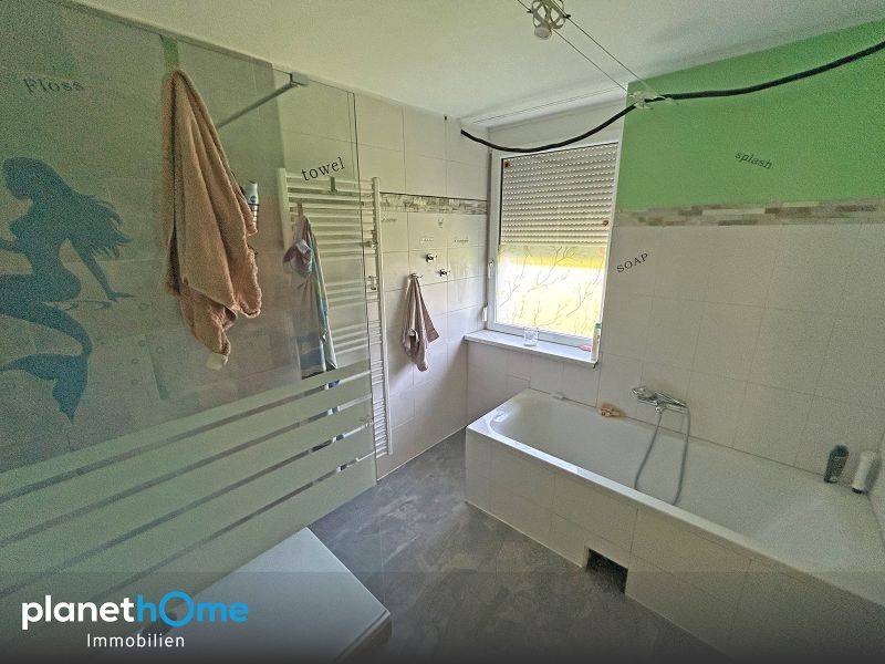 Familienfreundliches Wohnhaus mit großzügigem Platzangebot / / 2802 Hochwolkersdorf / Bild 9