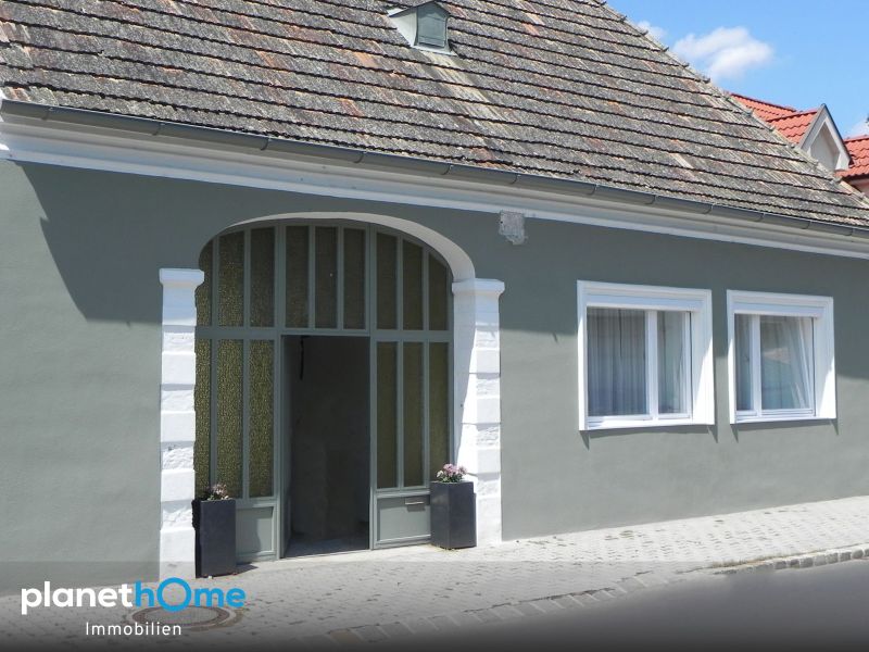 Liebevoll sanierter Bungalow mit vielseitiger Nutzbarkeit