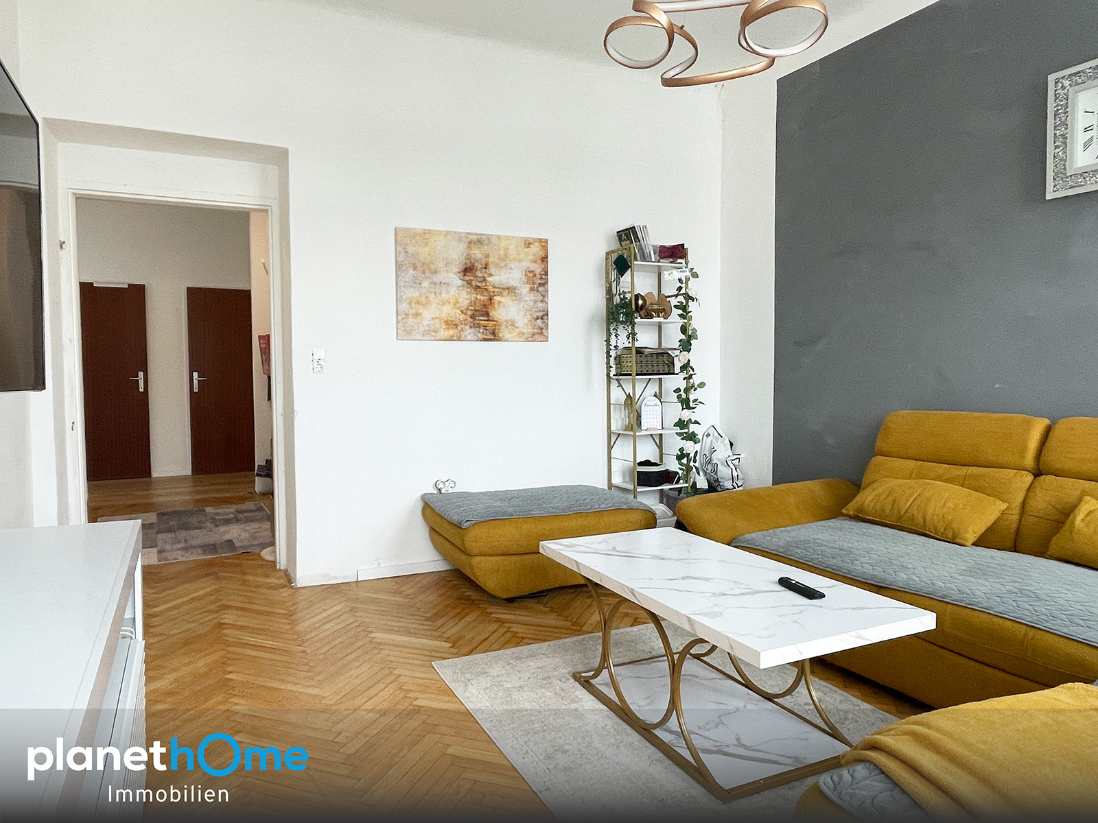 Altbau-Liebhaber aufgepasst: Zentrale Wohnung mit Flair steht für Sie bereit! / / 7400 Oberwart / Bild 1