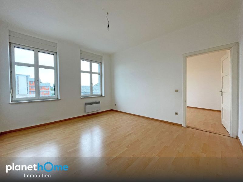 Altbau-Liebhaber aufgepasst: Zentrale Wohnung mit Flair steht für Sie bereit!