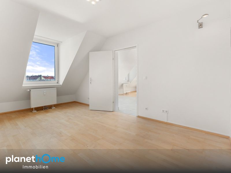 Maisonette-Dachgeschoss: Licht, Luft und viele tolle Gestaltungsmöglichkeiten / / 1050 Wien / Bild 6