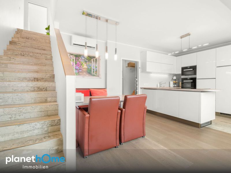 Dachgeschoss Maisonette mit herrlichem Ausblick über die Altstadt. Top Ausstattung Fernwärme / / 2345 Brunn am Gebirge / Bild 2