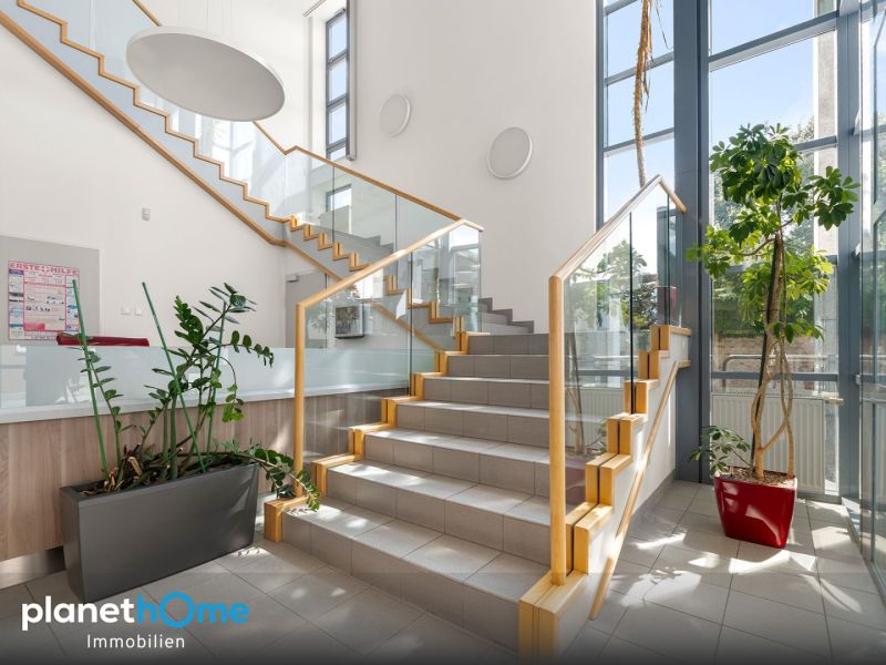 Vielseitige Immobilie / 23 Garagenpl�tze / 2 Lifte /  / 2700&nbsp;Wiener Neustadt / Bild 5