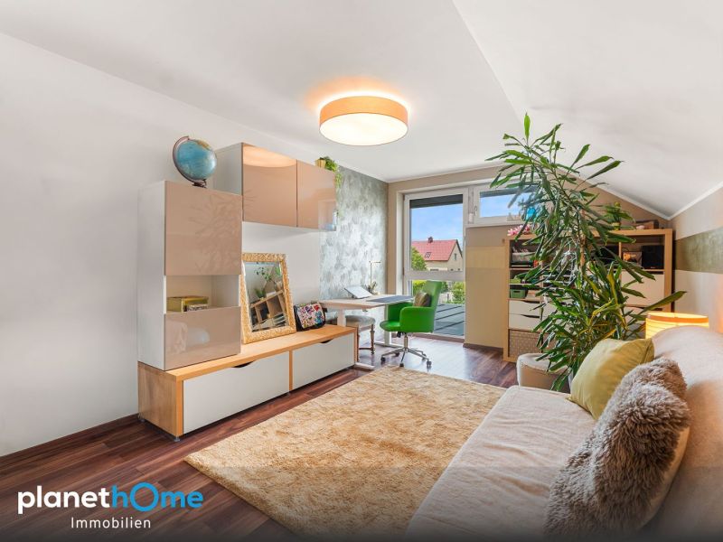 Massives Baumeisterhaus mit Pool, gro�er Terrasse und Doppelcarport /  / 2603&nbsp;Felixdorf / Bild 8
