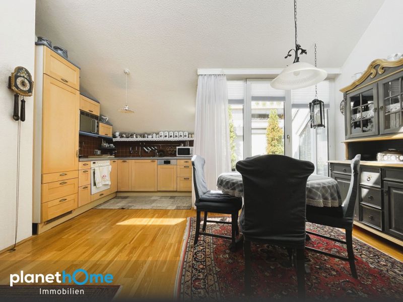 Wohnung in Urfahr, mit besonderer Atmosphäre - Ruhig und trotzdem zentral gelegen! / / 4040 Linz / Bild 2