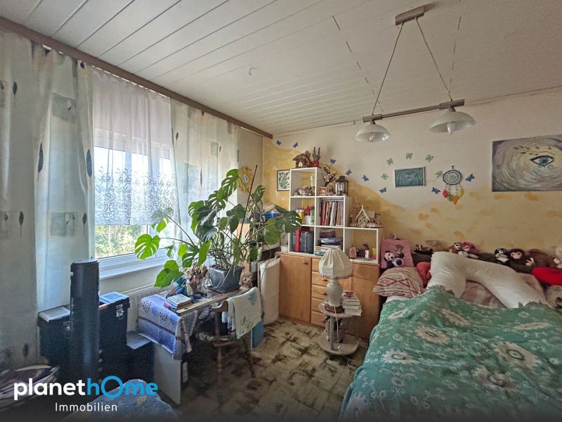 Preiswertes, teilsaniertes Gebäude in ruhiger Siedlungslage / / 2263 Waidendorf / Bild 3