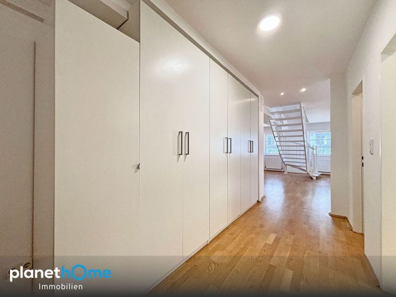 Gro�z�gige Dachgeschoss-Maisonette in begehrter Lage /  / 1090&nbsp;Wien / Bild 2
