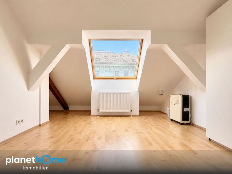 Gro�z�gige Dachgeschoss-Maisonette in begehrter Lage /  / 1090&nbsp;Wien / Bild 4