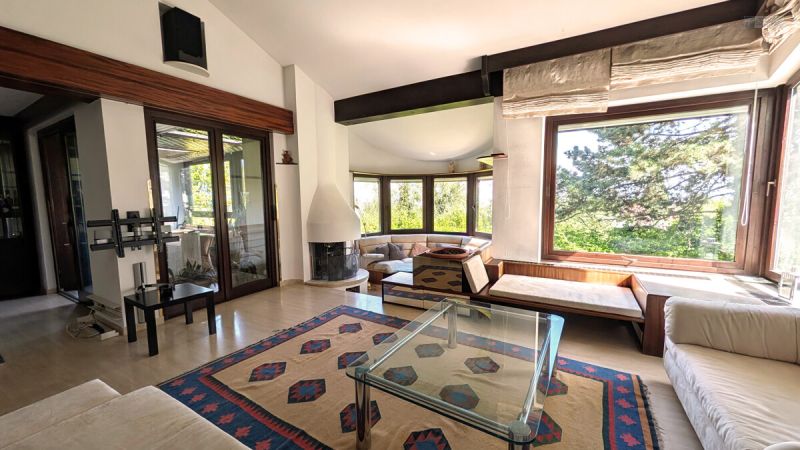1170 AM HEUBERG: GRO�Z�GIGER FAMILIENWOHNSITZ MIT INDOORPOOL, WELLNESS, GARTEN & WIEN-BLICK /  / 1170&nbsp;Wien, Hernals / Bild 2
