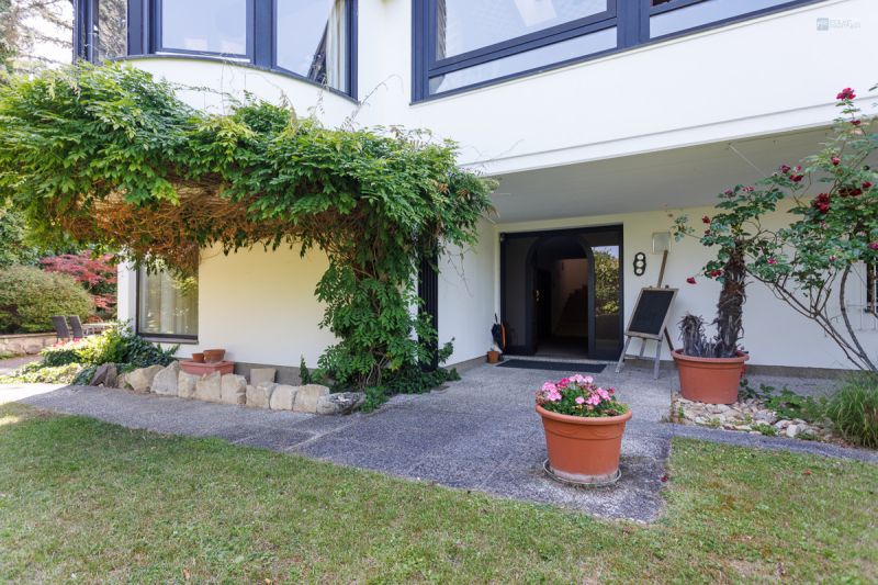 1170 AM HEUBERG: GRO�Z�GIGER FAMILIENWOHNSITZ MIT INDOORPOOL, WELLNESS, GARTEN & WIEN-BLICK /  / 1170&nbsp;Wien, Hernals / Bild 6