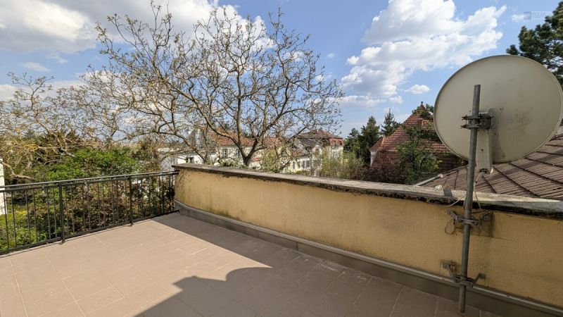 CHARMANTE ETAGE IM OBERGESCHOSS EINES ZWEIFAMILIENHAUSES TERRASSE & GROSSER GARTEN - DOGS  WELCOME /  / 2380&nbsp;Perchtoldsdorf / Bild 2