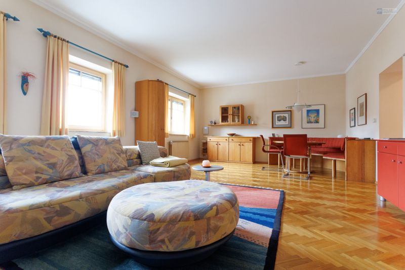 Stadthaus Lucia ? 
Wellness, Weitblick und 
Wohnkultur auf 300 m  - 
Ihr Wohntraum am Wolfersberg /  / 1140 Wien, Penzing / Bild 2