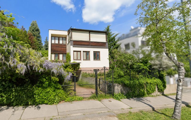 EIN ZUHAUSE MIT ZUKUNFT: Einfamilienhaus mit Entwicklungspotenzial in Bestlage von Hietzing