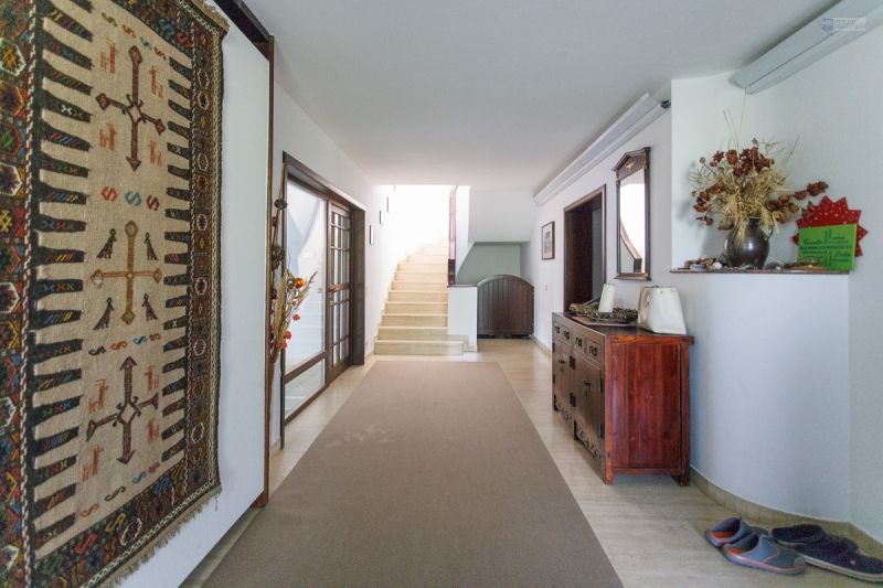 GROZGIGER FAMILIENWOHNSITZ AM HEUBERG IN RUHELAGE MIT INDOORPOOL, WELLNESS, GARTEN & WIEN-BLICK /  / 1170 Wien, Hernals / Bild 8