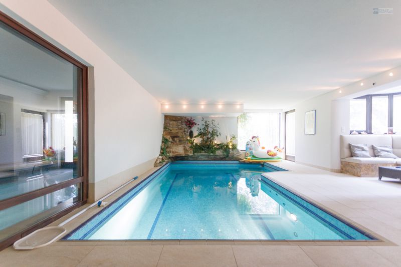 GROZGIGER FAMILIENWOHNSITZ AM HEUBERG IN RUHELAGE MIT INDOORPOOL, WELLNESS, GARTEN & WIEN-BLICK /  / 1170 Wien, Hernals / Bild 4