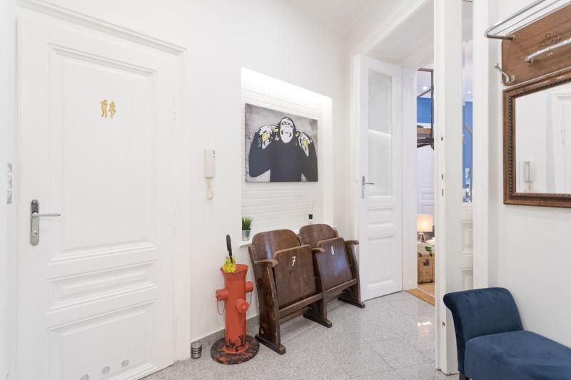 BEZUGSFERTIGE, TOPAUSGESTATTETE ALTBAUWOHNUNG NHE MARGARETENPLATZ  4 GEHMINUTEN ZUR U4-PILGRAMGASSE /  / 1050 Wien / Bild 3