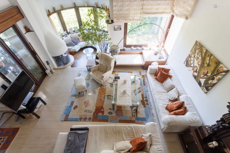GROZGIGER FAMILIENWOHNSITZ AM HEUBERG IN RUHELAGE MIT INDOORPOOL, WELLNESS, GARTEN & WIEN-BLICK /  / 1170 Wien, Hernals / Bild 1